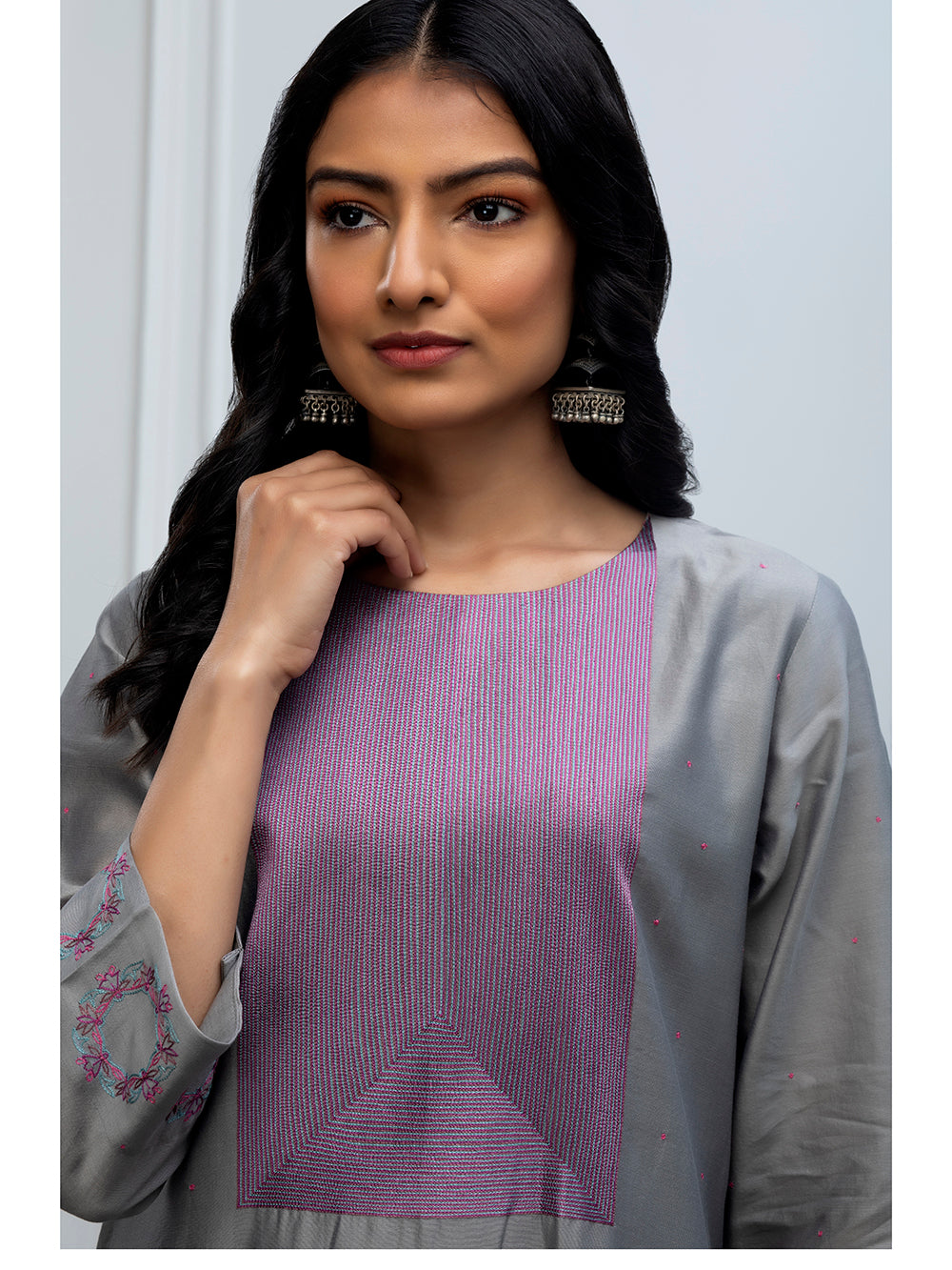 Grey chanderi kurta with pants and Dupatta Set of 3