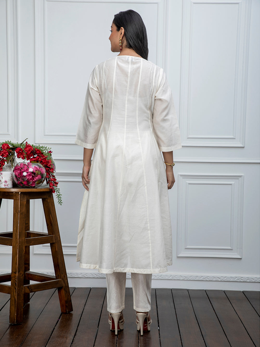 Off White embroidered chanderi Kurta with churidar