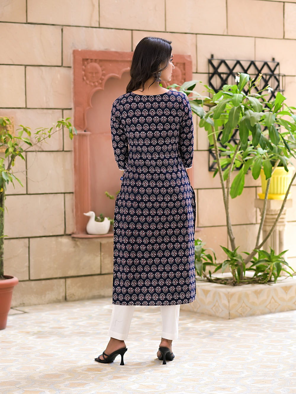 Black Cotton Printed Straight Kurta with Pants- Set of 2