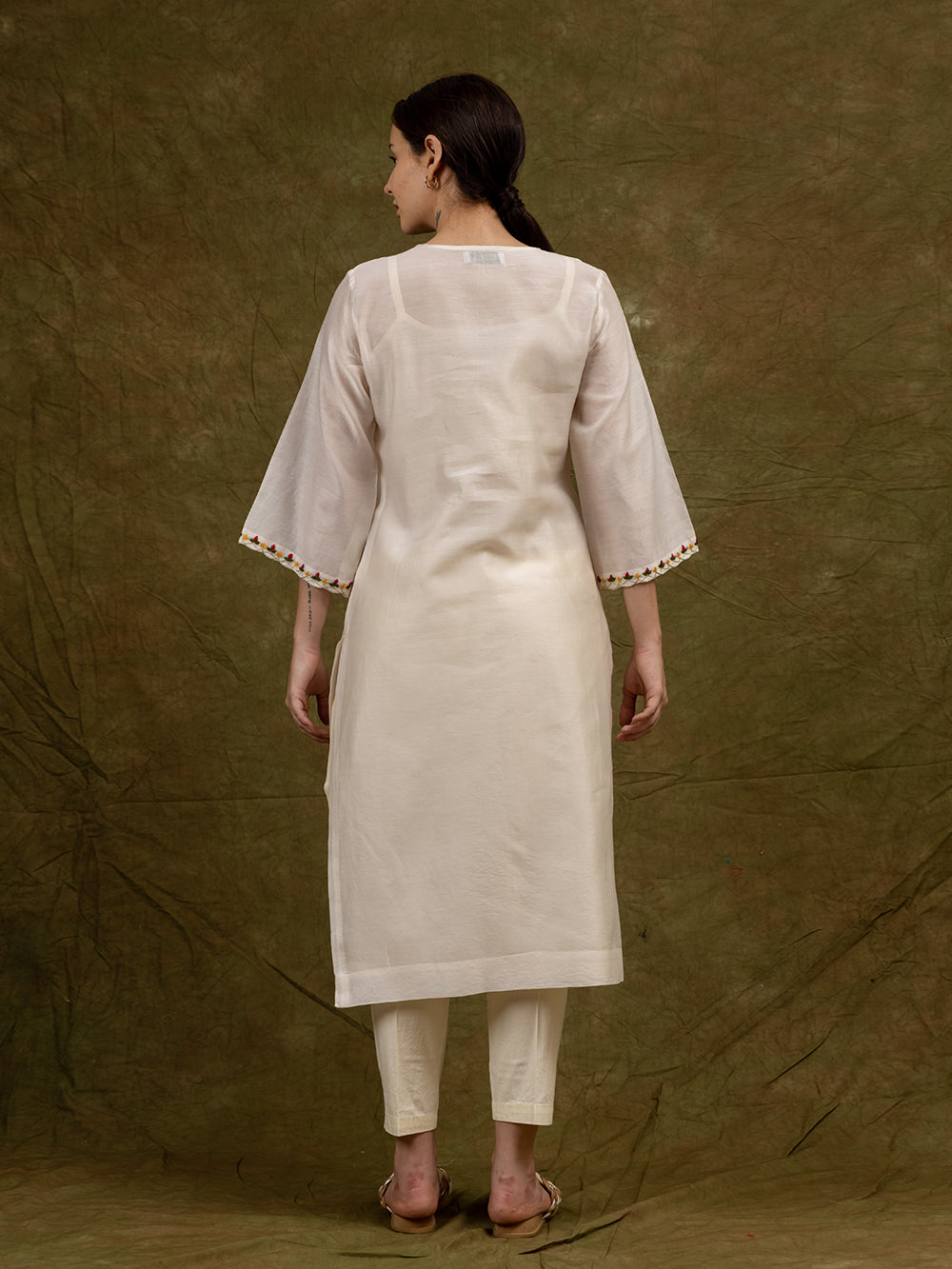 Off White Embroidered Chanderi Kurta