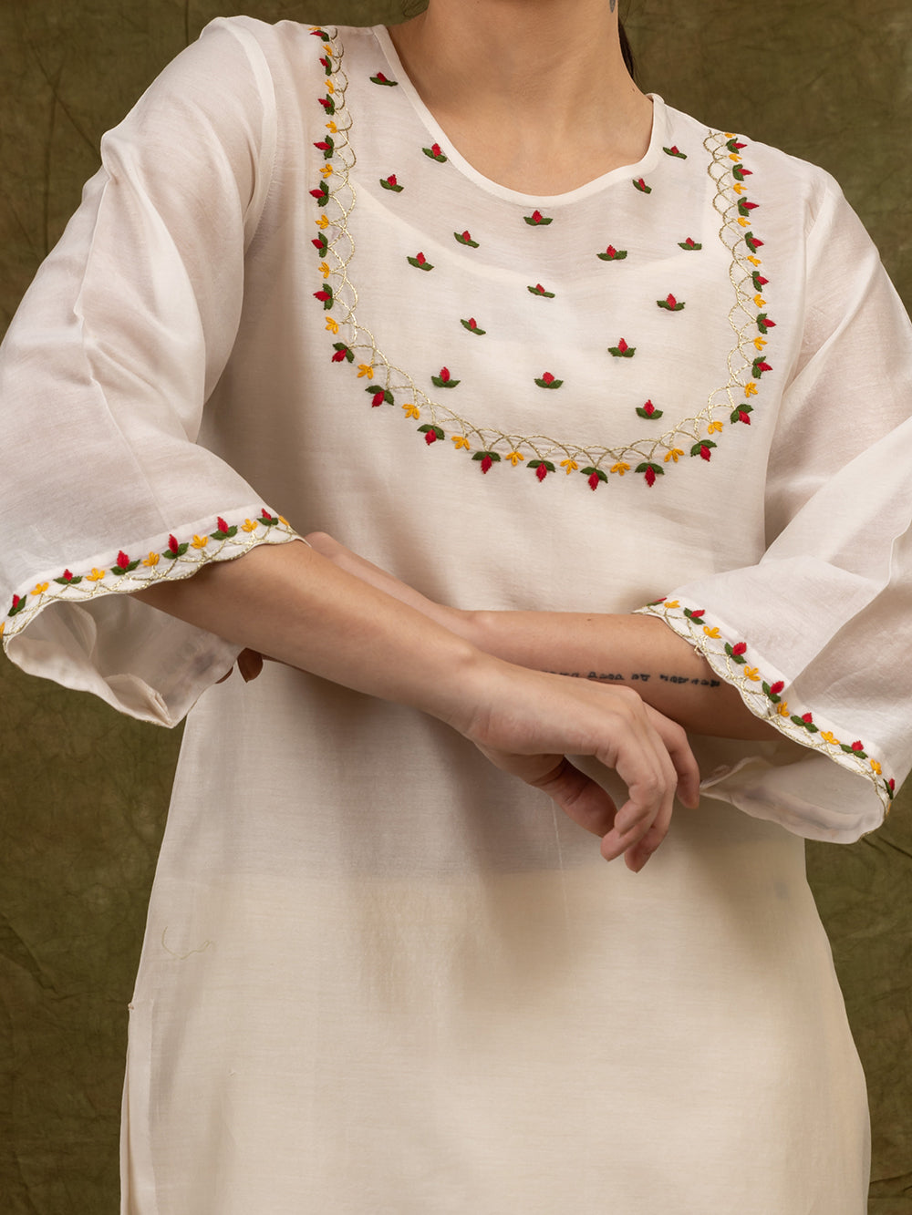 Off White Embroidered Chanderi Kurta