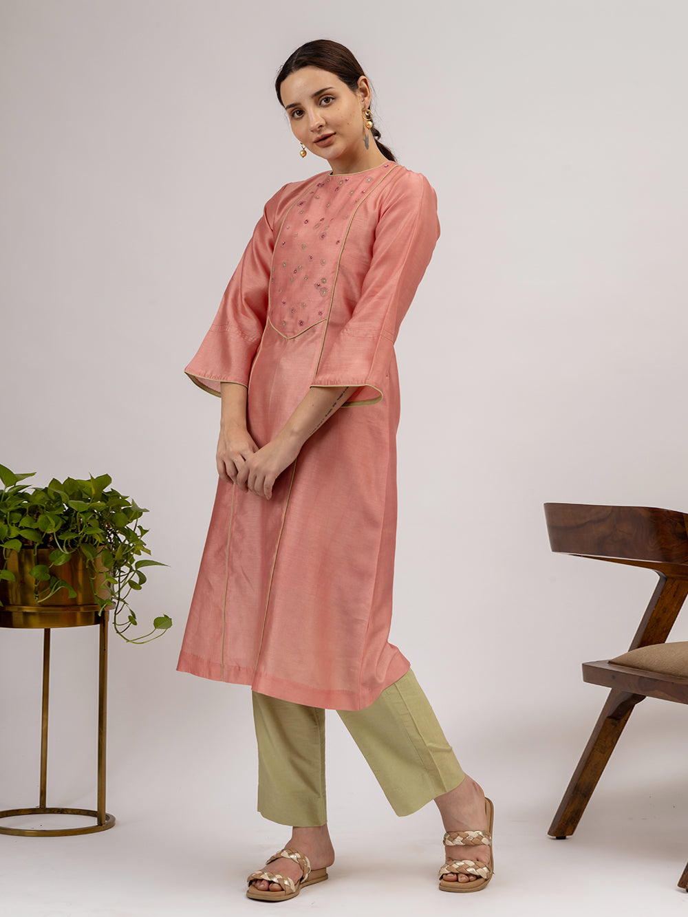 Pink Embroidered Maheshwari silk Kurta