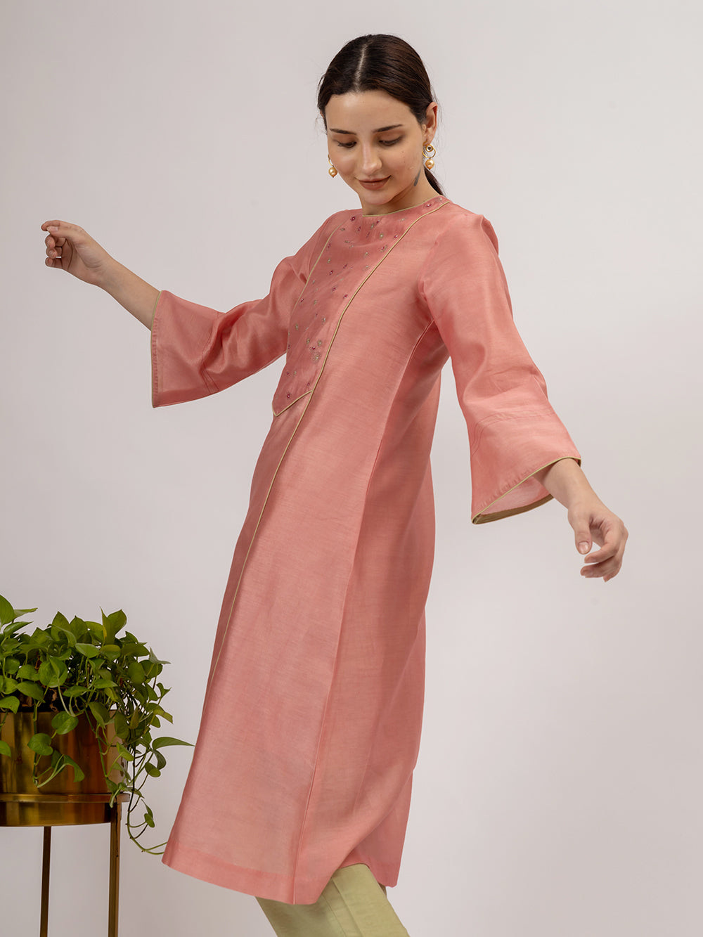 Pink Embroidered Maheshwari silk Kurta