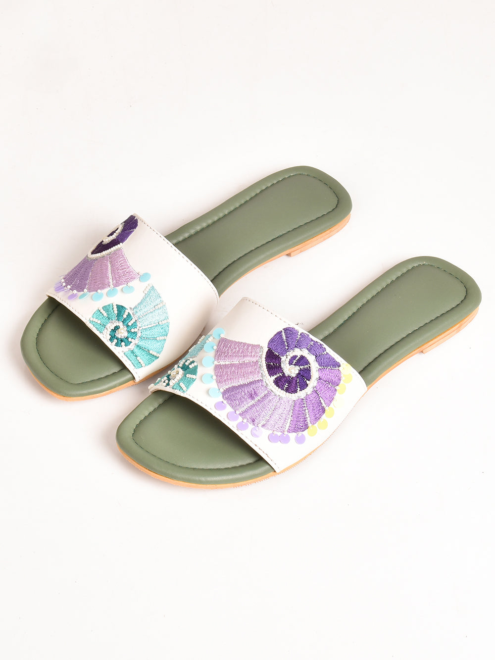 sea Shell & White Leather Flats