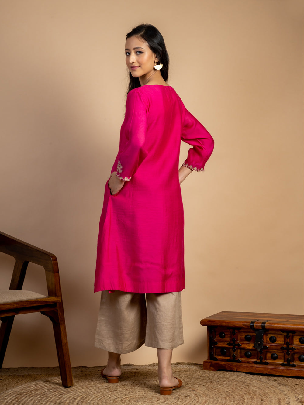 Magenta Embroidered Maheshwari silk Kurta