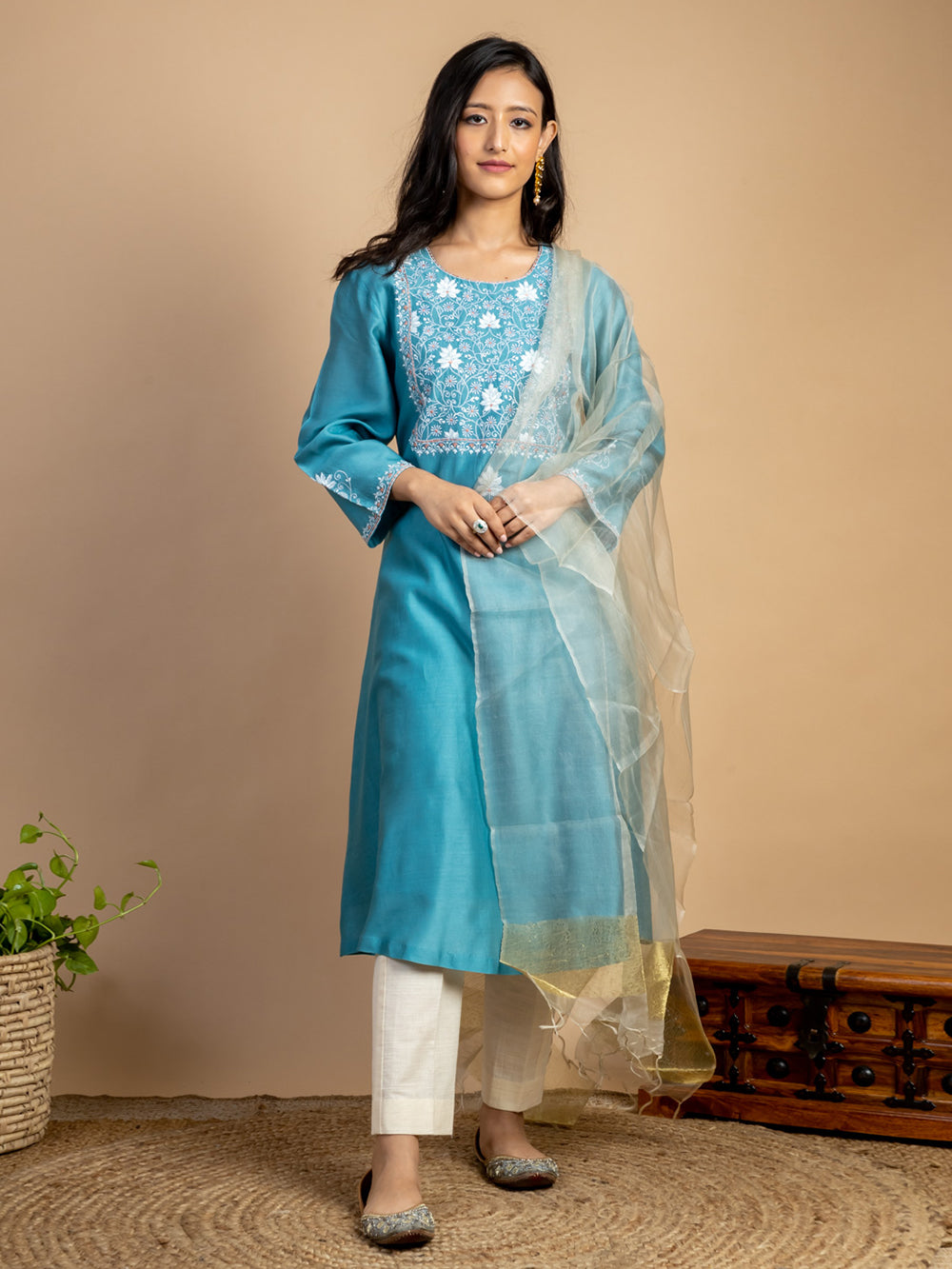 Turquoise Embroidered Chanderi Kurta