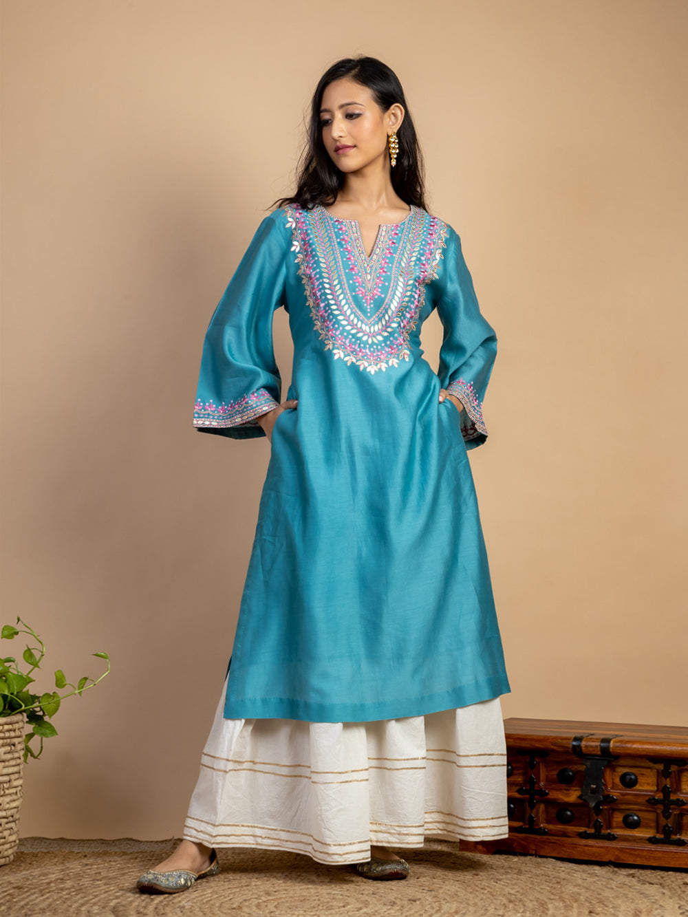 Turquoise Embroidered Chanderi Kurta