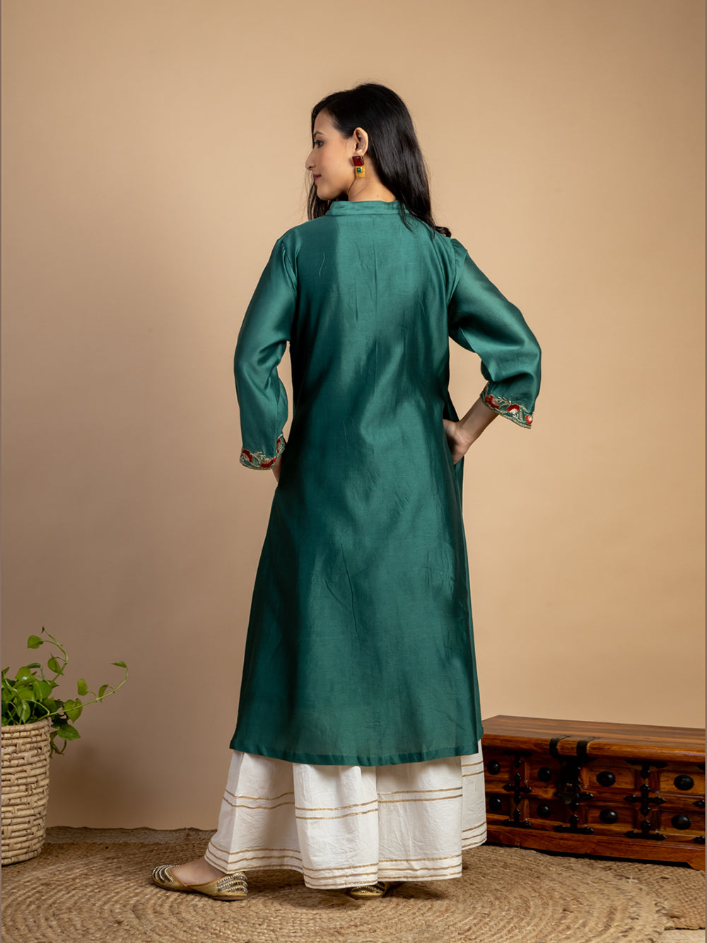 Bottle green Embroidered Chanderi Kurta