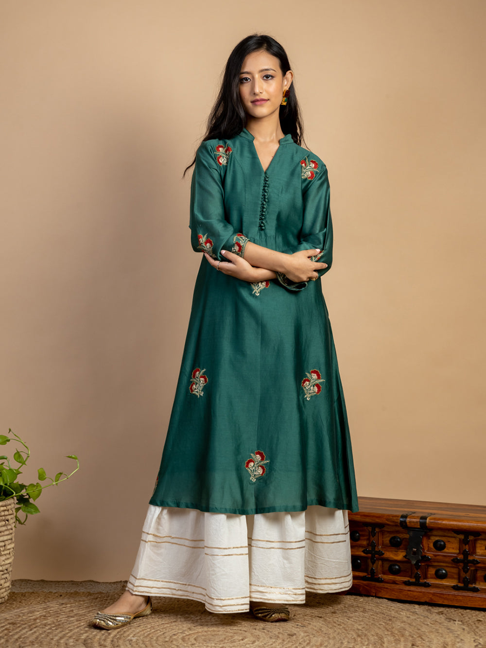 Bottle green Embroidered Chanderi Kurta