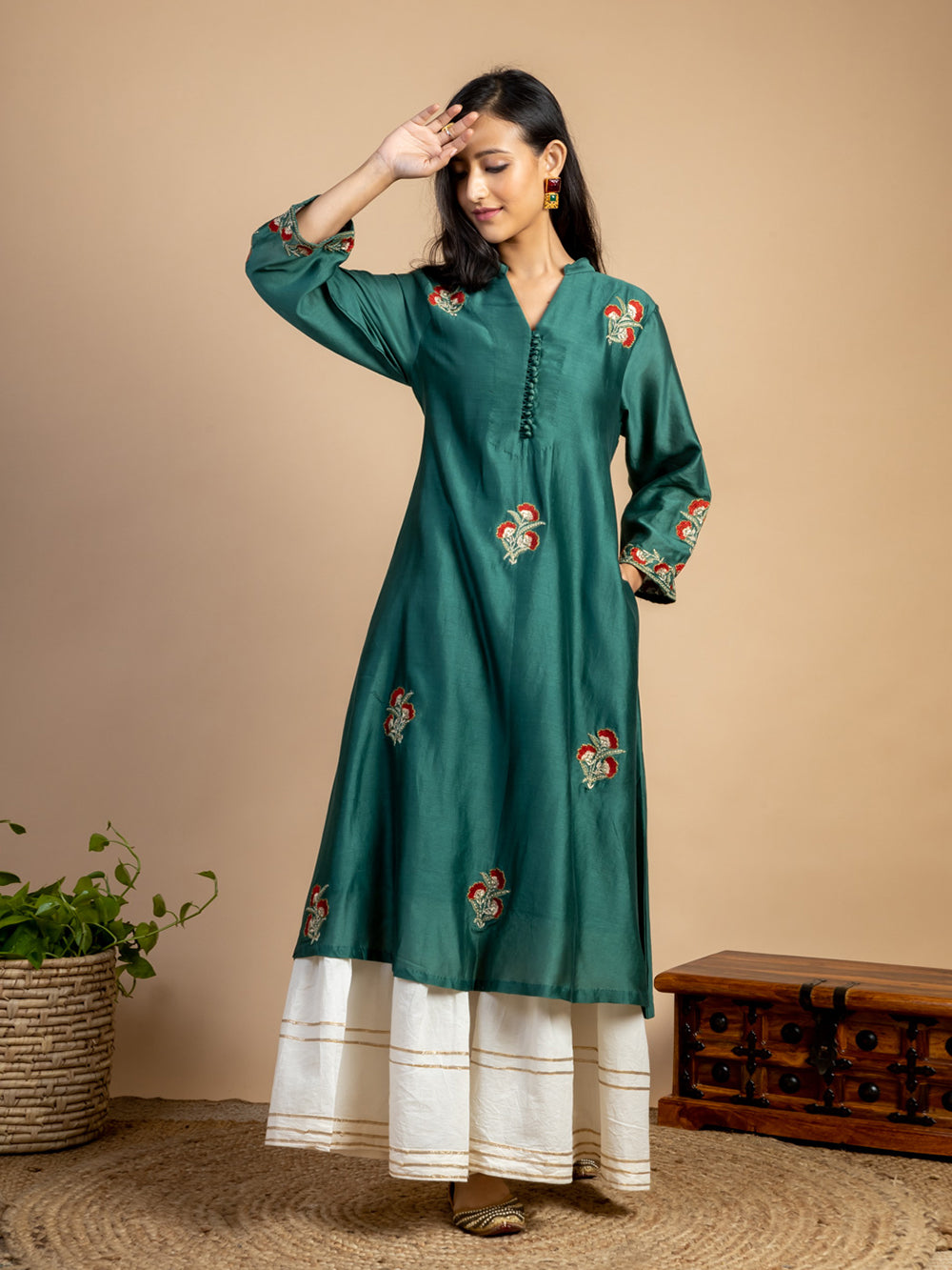 Bottle green Embroidered Chanderi Kurta