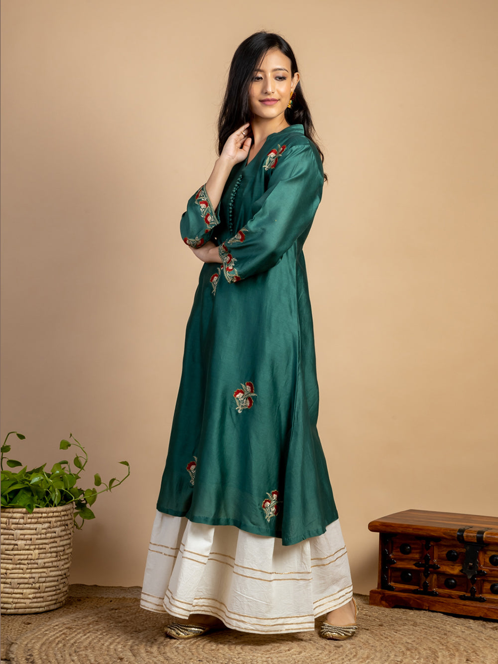 Bottle green Embroidered Chanderi Kurta