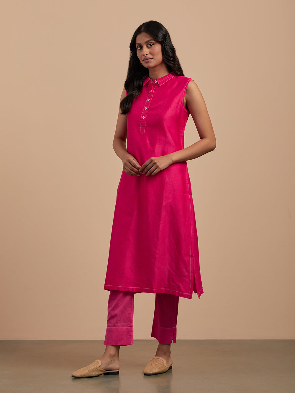 Magenta Chanderi kurta with pants set of 2