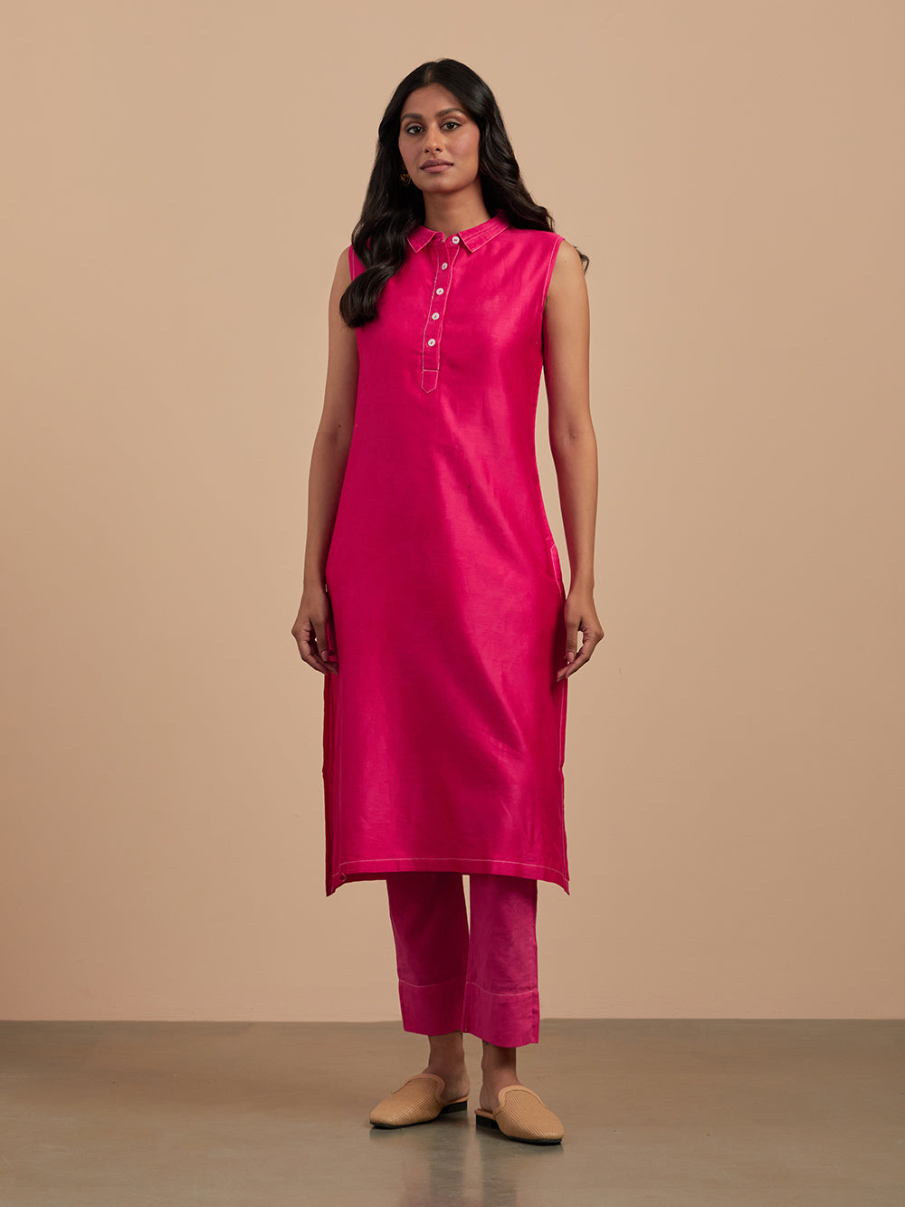 Magenta Chanderi kurta with pants set of 2