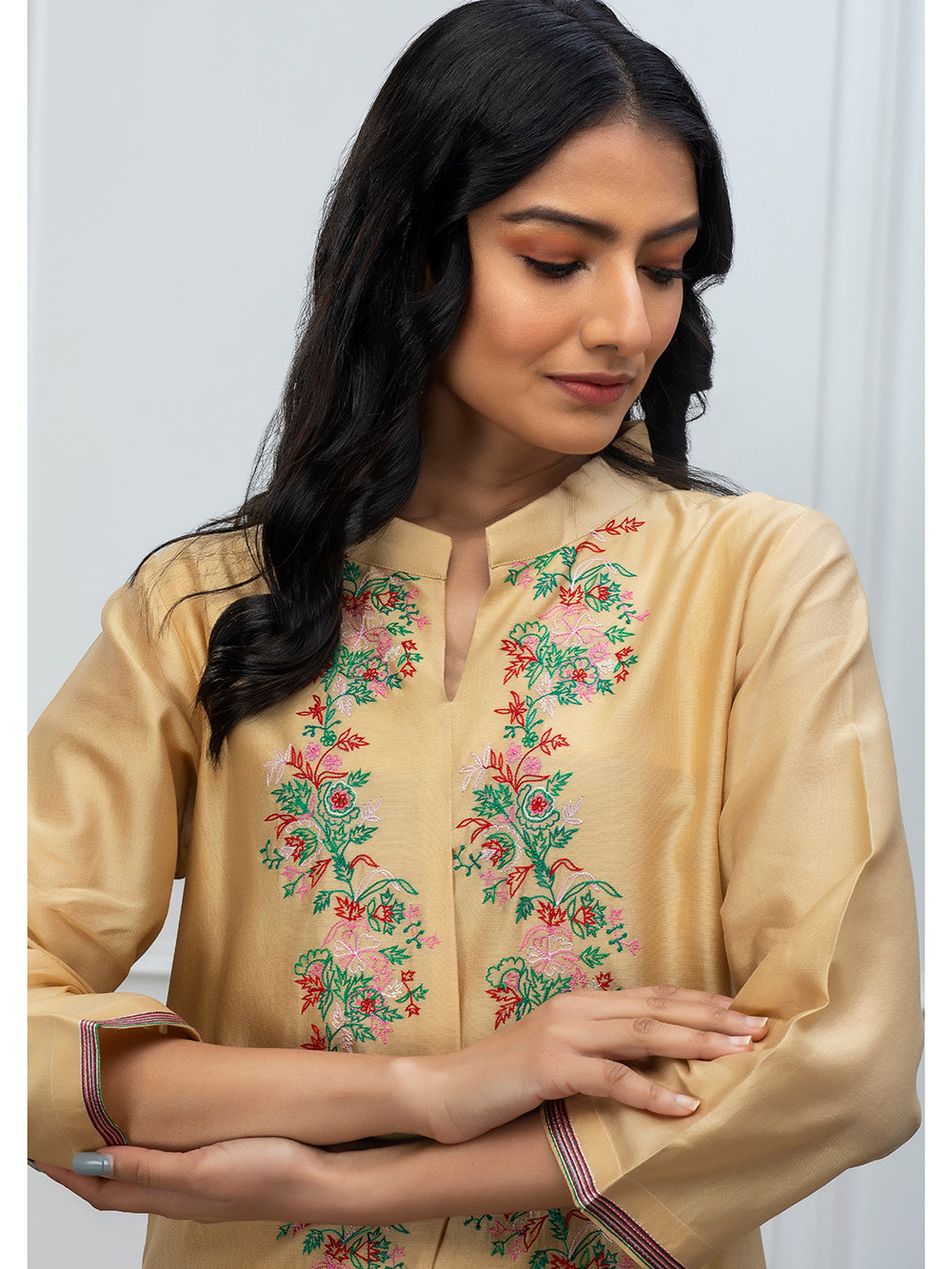 Beige chanderi kurta with pants Set of 2