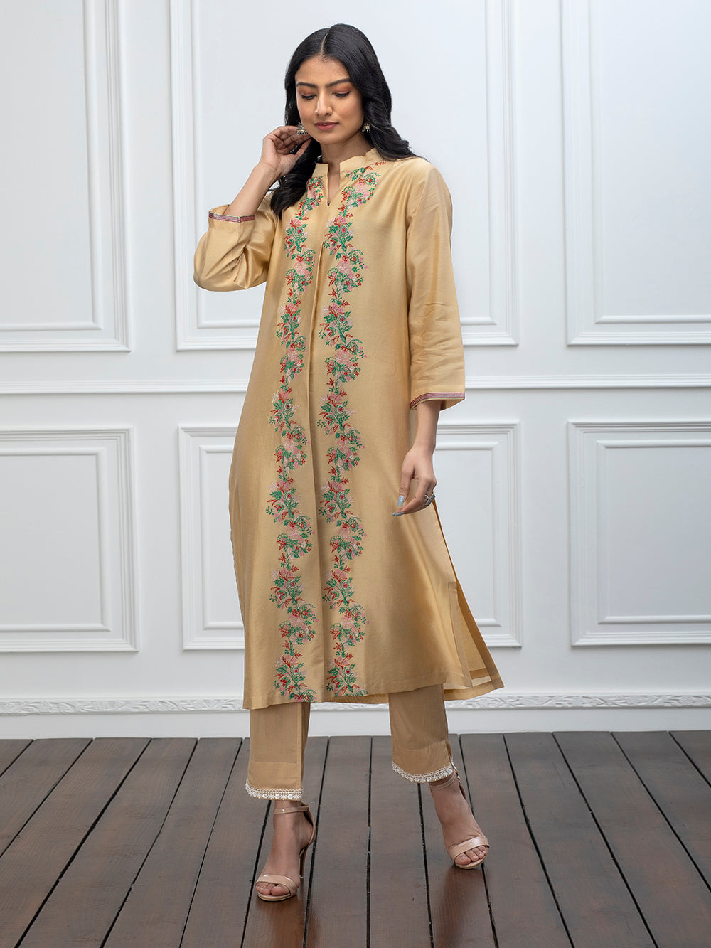 Beige chanderi kurta with pants Set of 2