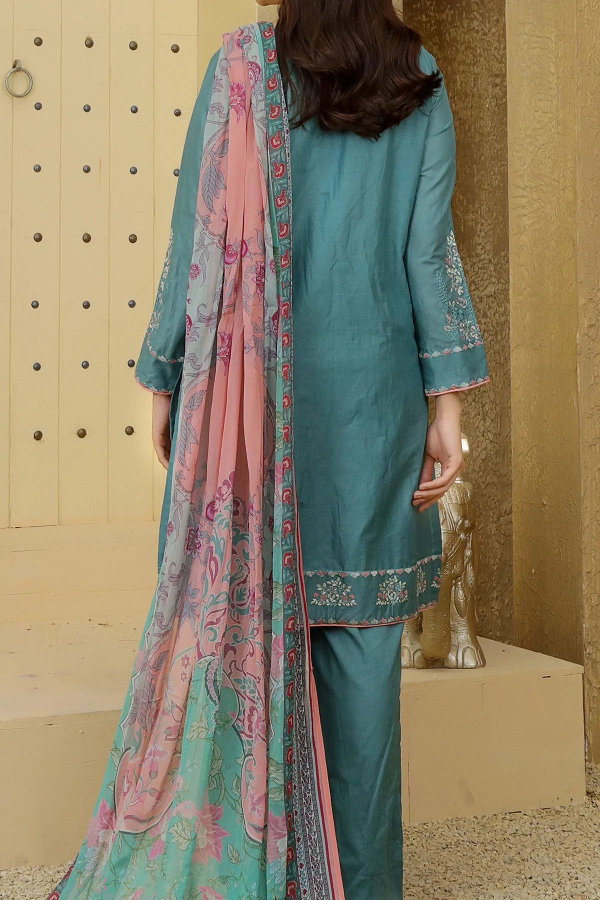 Green Embroidered Cotton Kurta