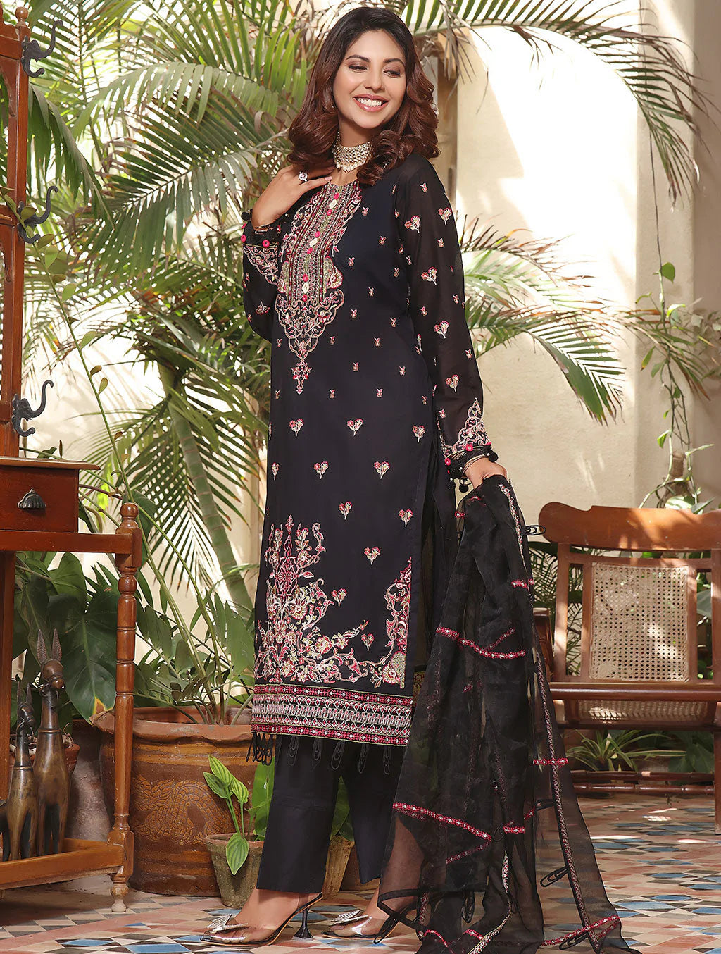 Black Embroidered Cotton Kurta