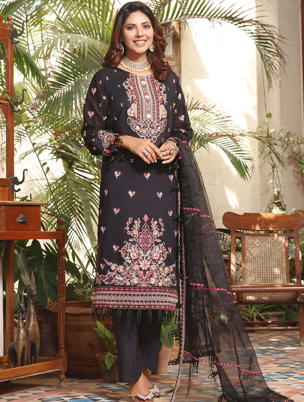 Black Embroidered Cotton Kurta