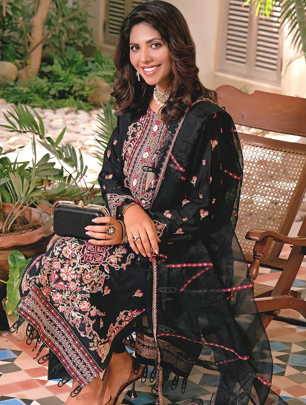 Black Embroidered Cotton Kurta