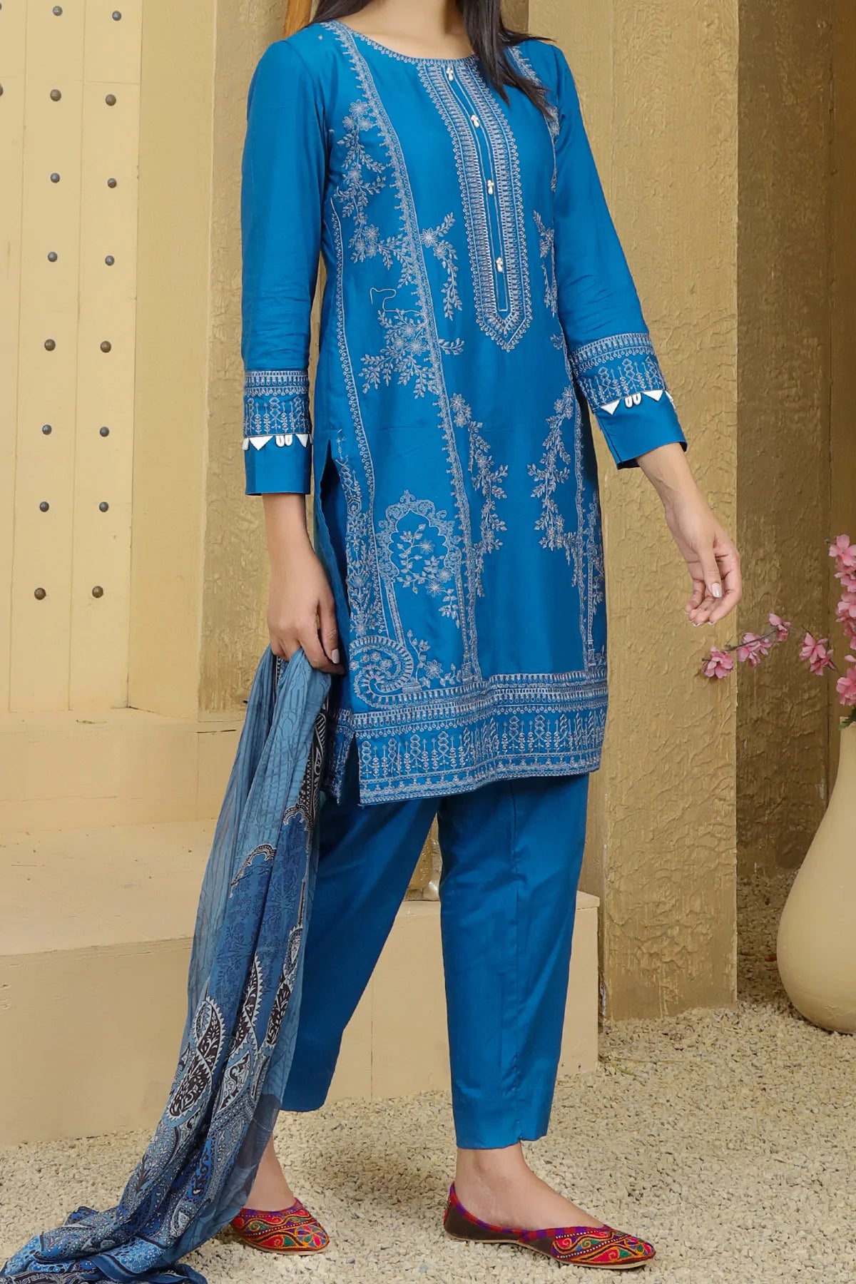 Blue Embroidered Cotton Kurta