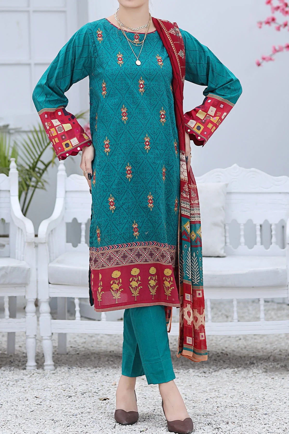 Green Embroidered Cotton Kurta