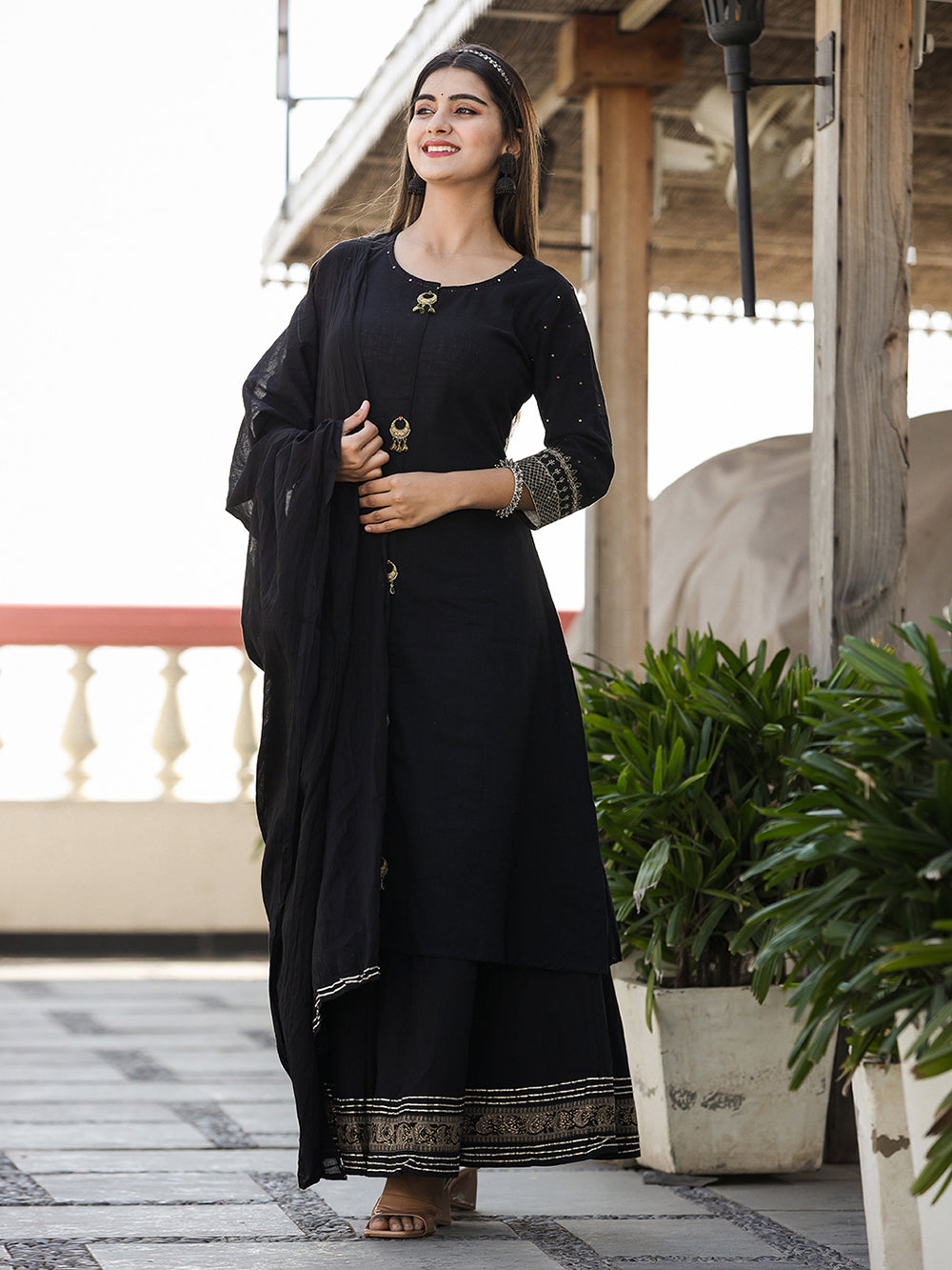 Black Metal Embellishment Printed Cotton Suit Set