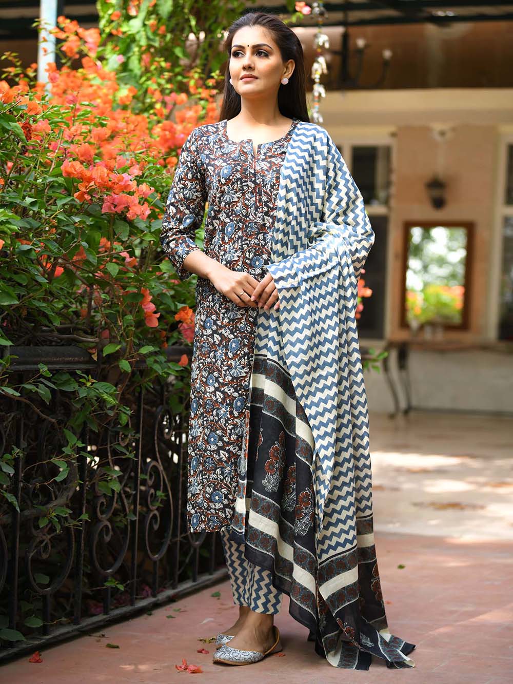 Black Floral Printed Cotton Suit Set