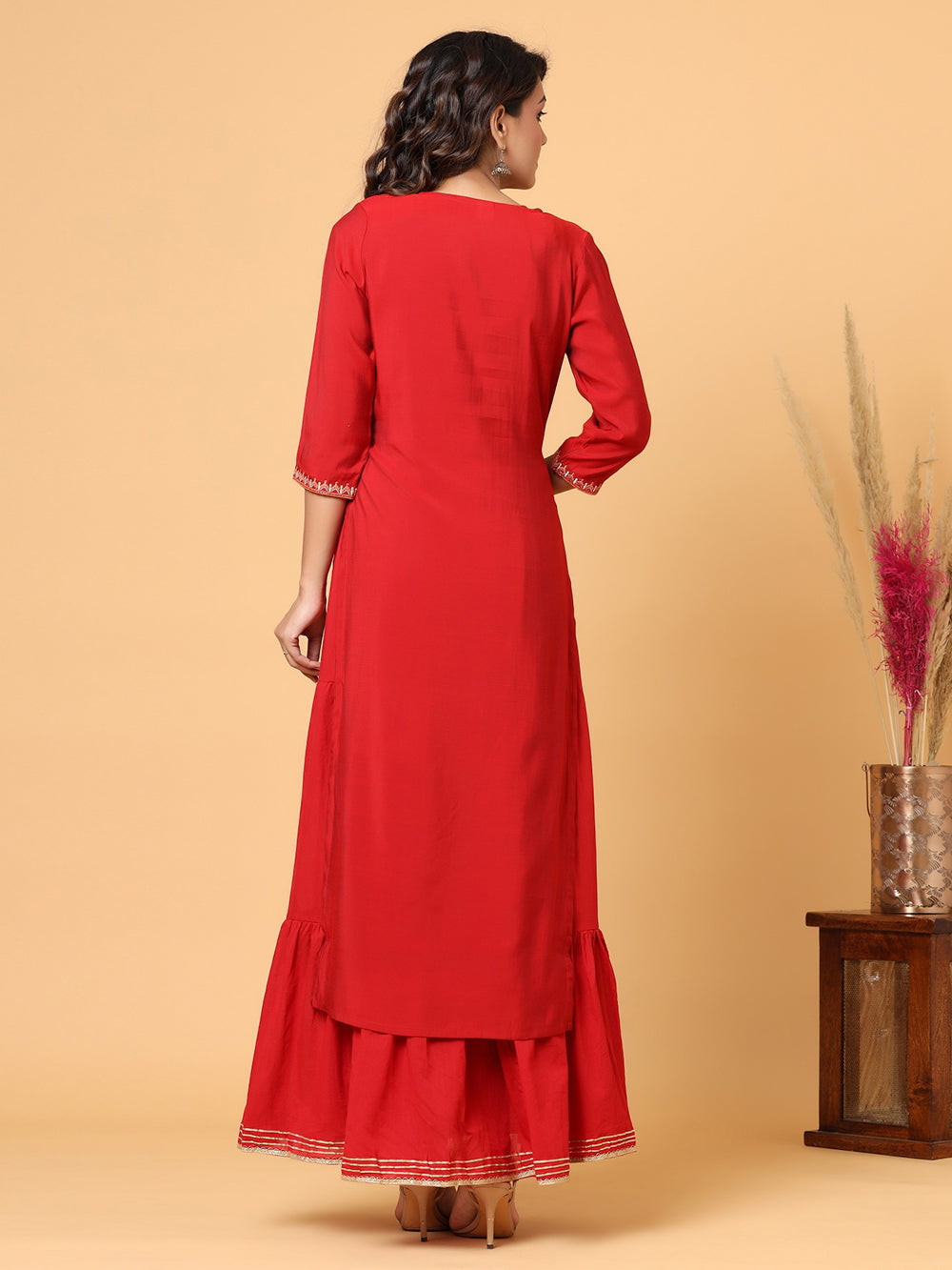 Red Embroidered Chanderi Ethnic Kurta