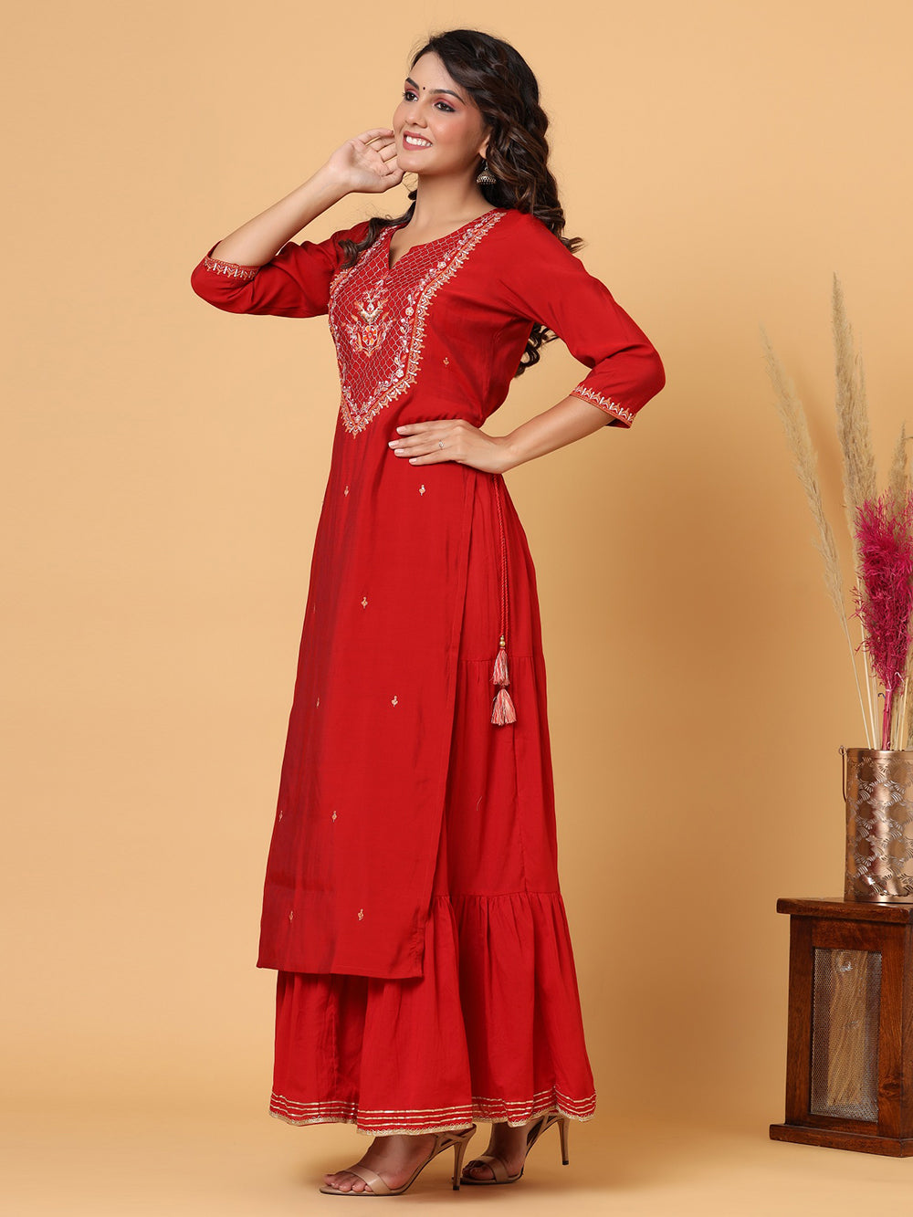 Red Embroidered Chanderi Ethnic Kurta