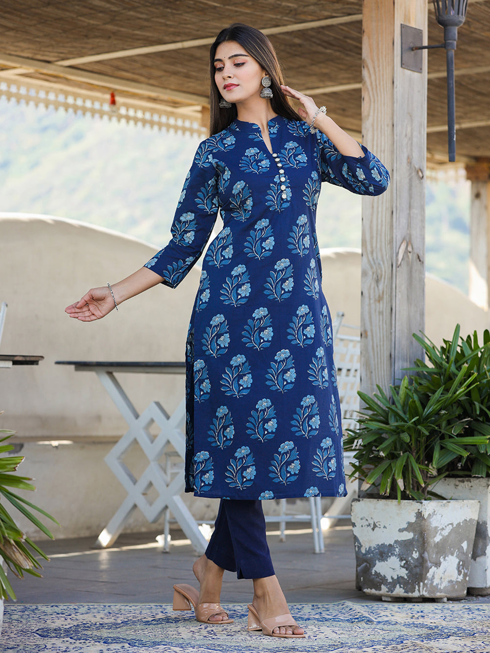 Blue Floral Print Cotton Kurta With Trouser