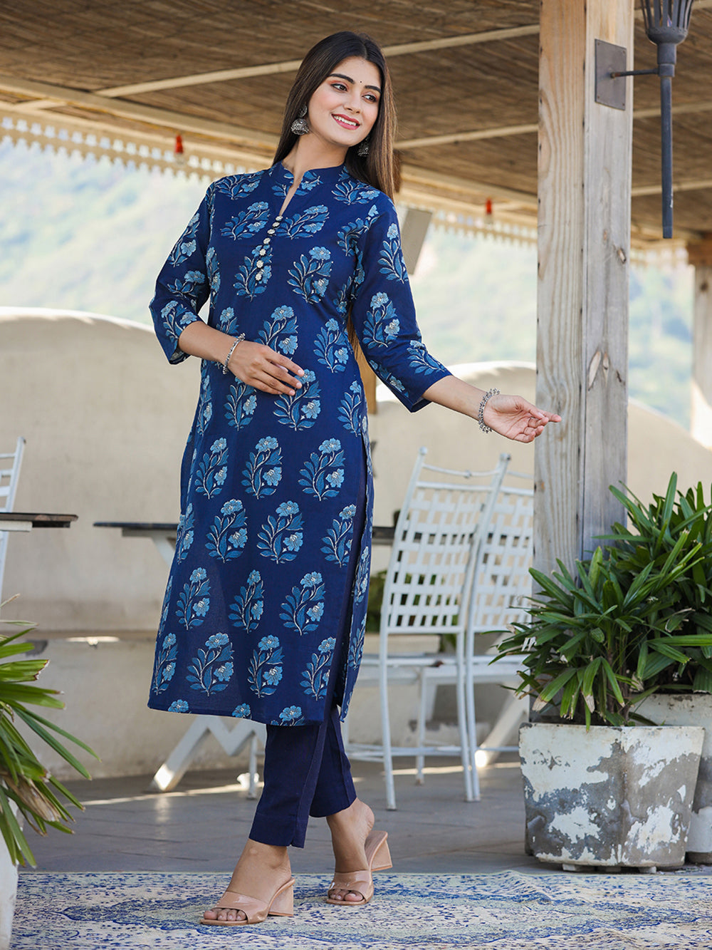 Blue Floral Print Cotton Kurta With Trouser