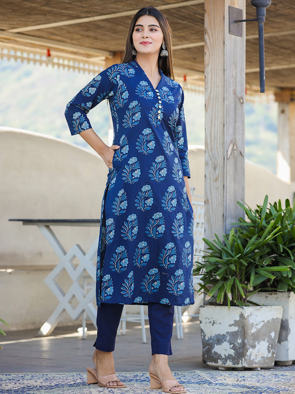 Blue Floral Print Cotton Kurta With Trouser