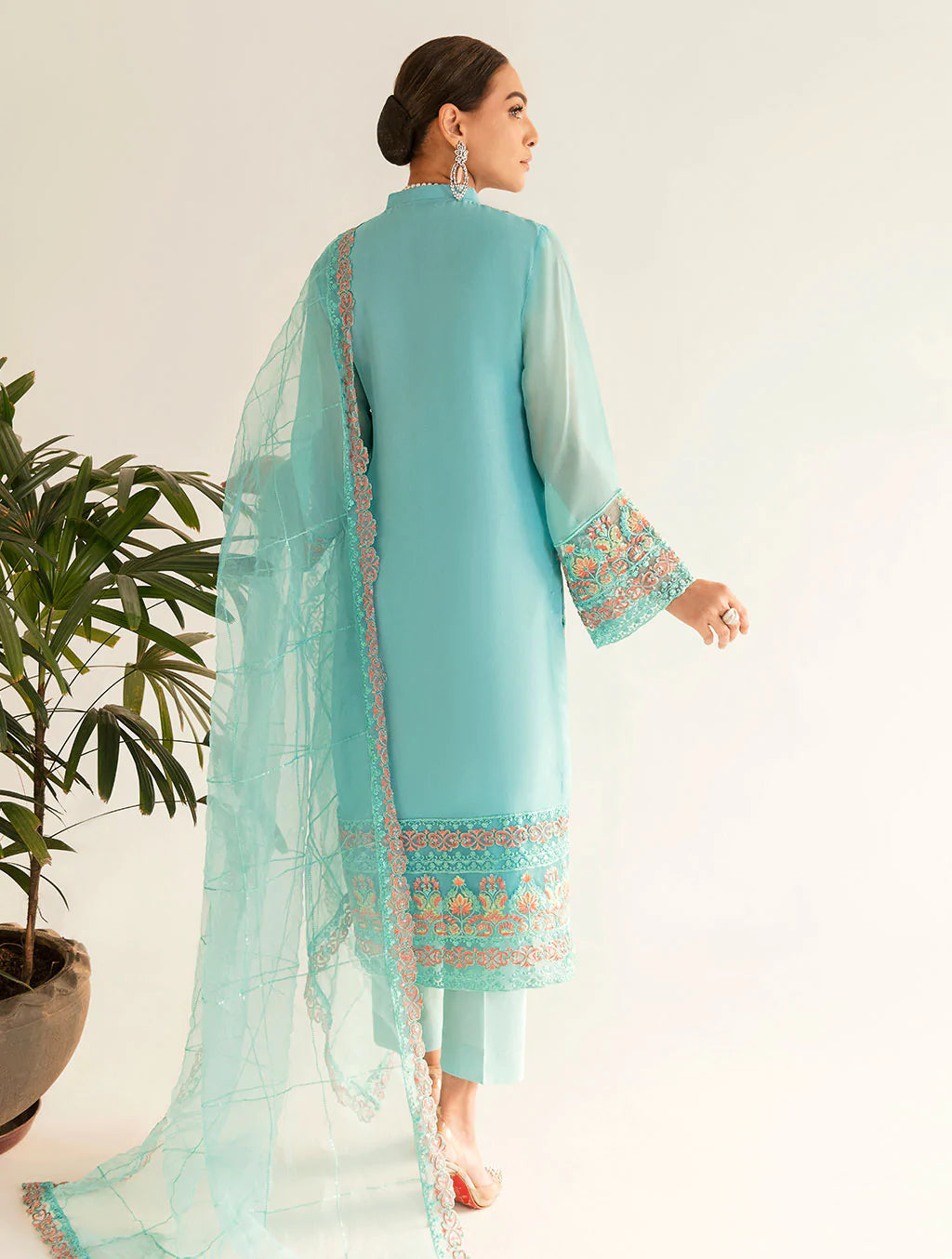 Green Embroidered Cotton Kurta